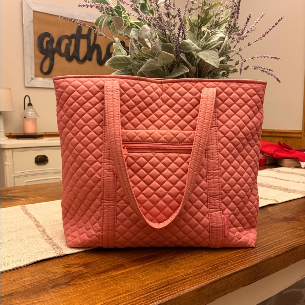 Vera Bradley large tote